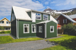  Hotel Aldan - The Old School  Seyðisfjörður